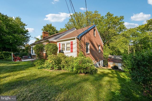 7308 FINNS LN, Lanham, MD 20706