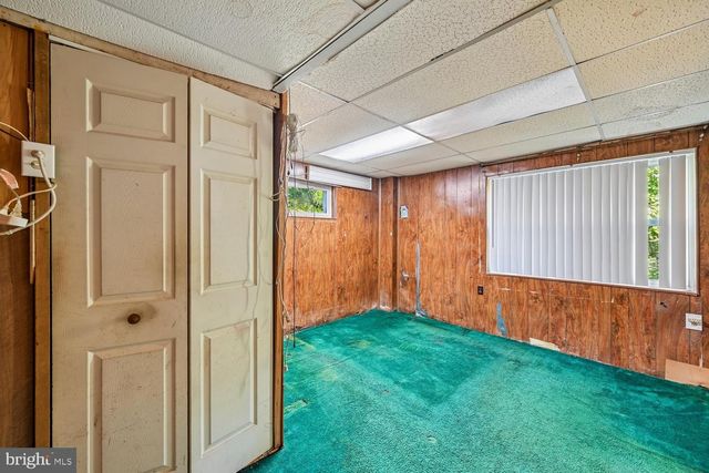 7308 FINNS LN, Lanham, MD 20706