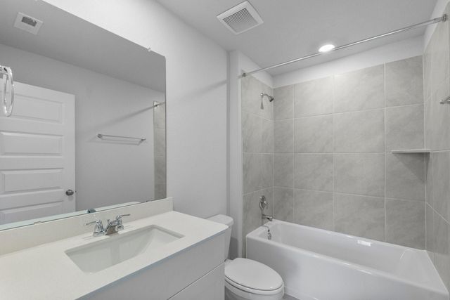 17431 Rosette Grass Drive, The Woodlands, TX 77385