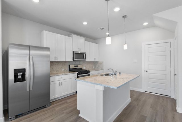 17431 Rosette Grass Drive, The Woodlands, TX 77385