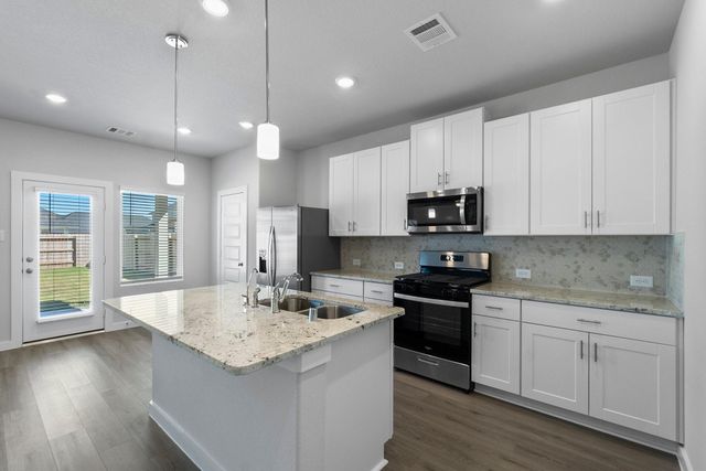 17431 Rosette Grass Drive, The Woodlands, TX 77385