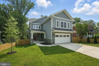 3857 PINEWOOD TER, Falls Church, VA 22041