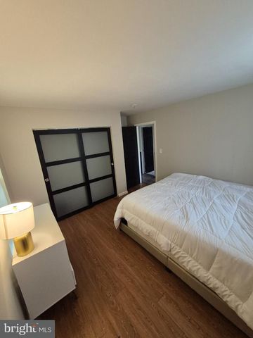 801 N NEW ST, Clayton, NJ 08312