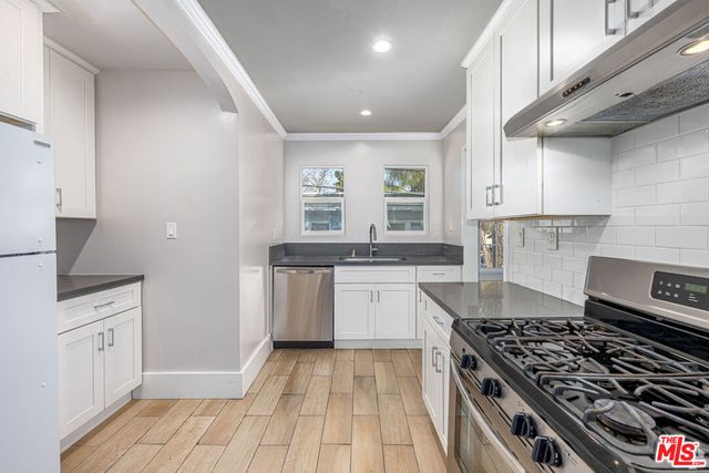 1545 E 4th Street, Long Beach, CA 90802
