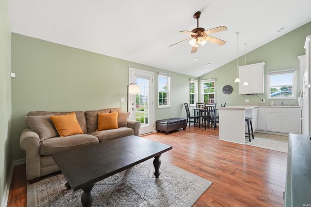 9804 Gerig Road, Leo, IN 46765