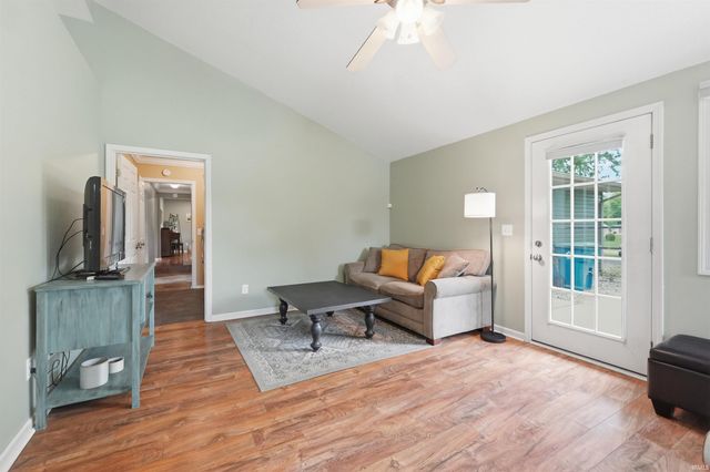 9804 Gerig Road, Leo, IN 46765