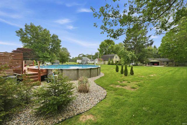 9804 Gerig Road, Leo, IN 46765