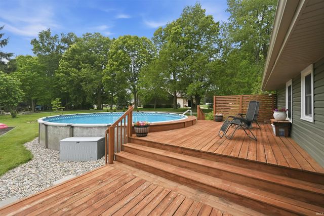 9804 Gerig Road, Leo, IN 46765