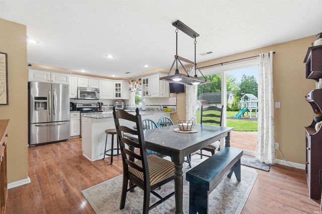 9804 Gerig Road, Leo, IN 46765