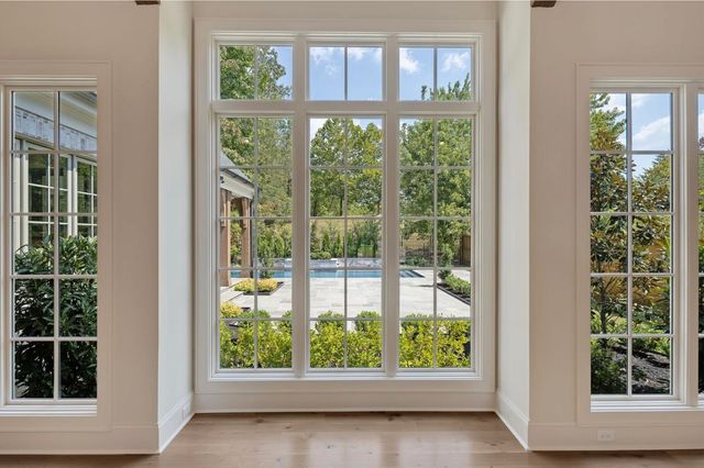 650 BUSHCHAT LN, Collierville, TN 38017