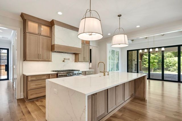 650 BUSHCHAT LN, Collierville, TN 38017