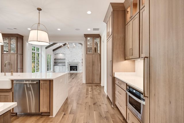 650 BUSHCHAT LN, Collierville, TN 38017