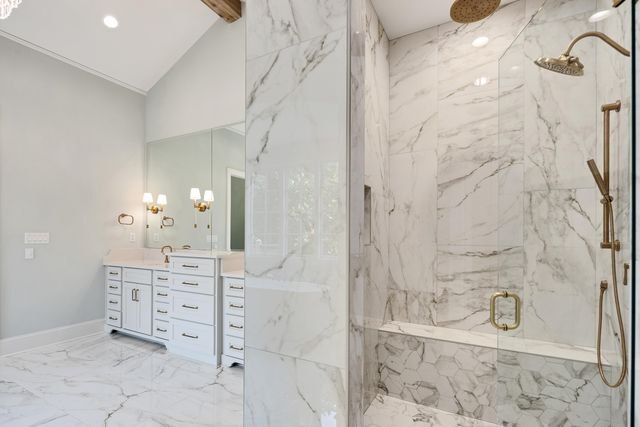 650 BUSHCHAT LN, Collierville, TN 38017