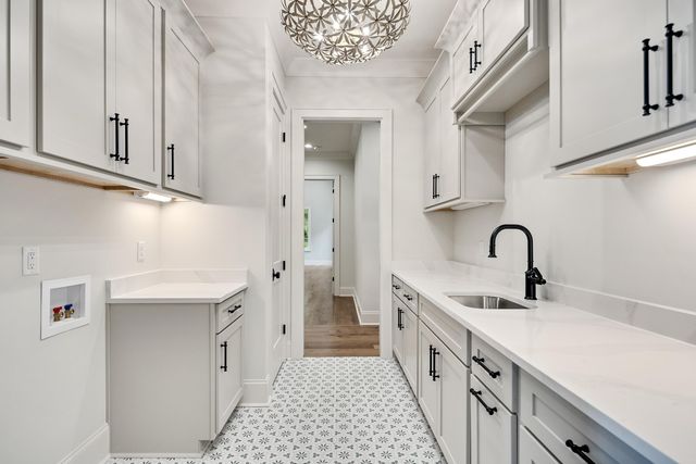 650 BUSHCHAT LN, Collierville, TN 38017