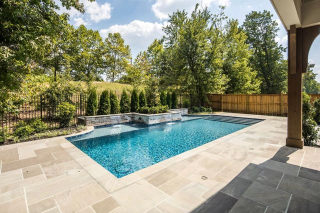 650 BUSHCHAT LN, Collierville, TN 38017