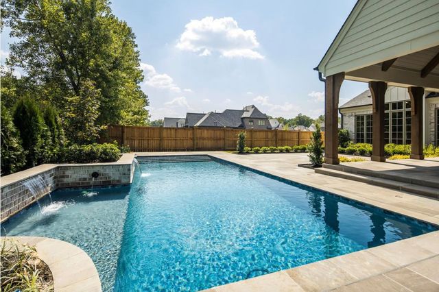 650 BUSHCHAT LN, Collierville, TN 38017