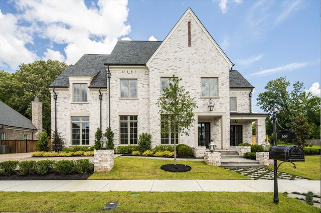 650 BUSHCHAT LN, Collierville, TN 38017