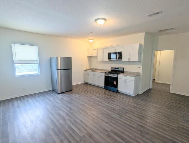 1201 Center STREET, Racine, WI 53403