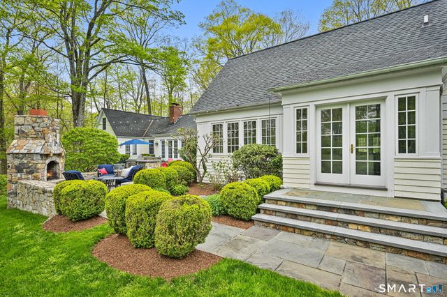 758 Smith Ridge Road, New Canaan, CT 06840