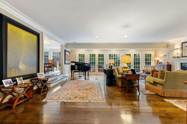 758 Smith Ridge Road, New Canaan, CT 06840