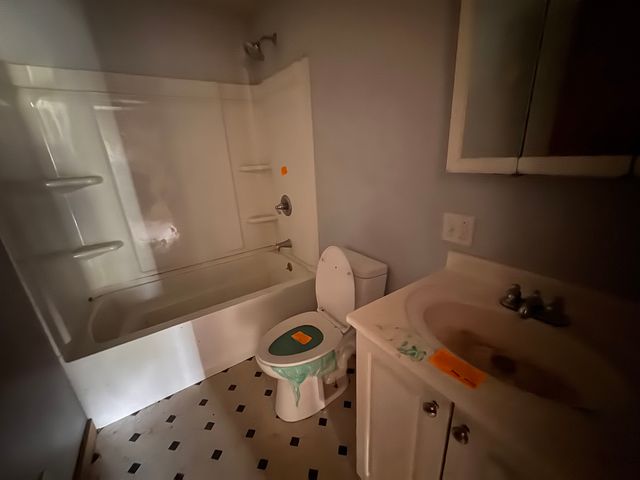 912 Chicago Avenue, Dixon, IL 61021