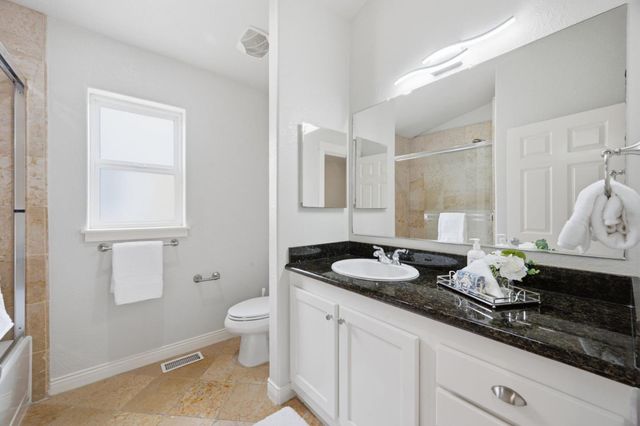 302 Creekside Village Drive, Los Gatos, CA 95032