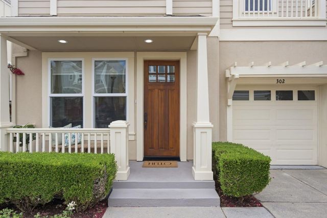 302 Creekside Village Drive, Los Gatos, CA 95032