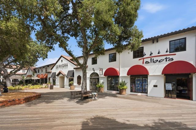 302 Creekside Village Drive, Los Gatos, CA 95032