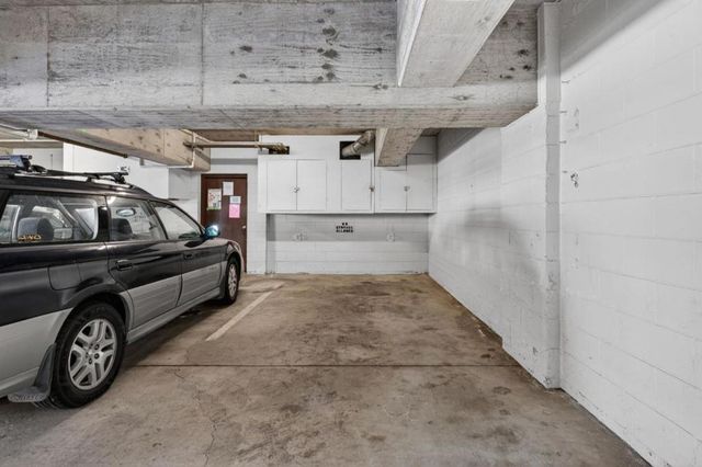 4099 Howe Street 203, Oakland, CA 94611