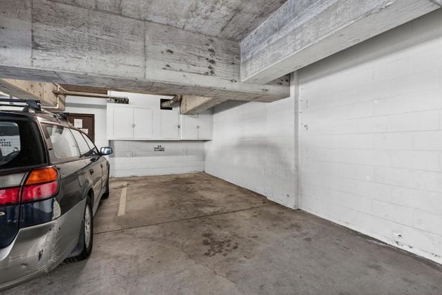 4099 Howe Street 203, Oakland, CA 94611