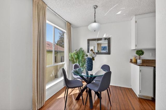 4099 Howe Street 203, Oakland, CA 94611