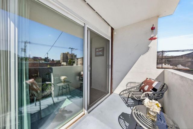 4099 Howe Street 203, Oakland, CA 94611