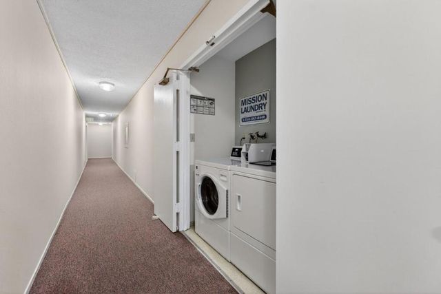 4099 Howe Street 203, Oakland, CA 94611