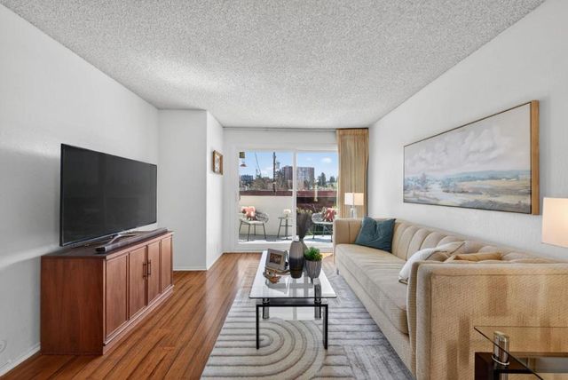 4099 Howe Street 203, Oakland, CA 94611