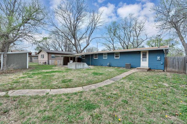 1711 W 3rd Ave, El Dorado, KS 67042