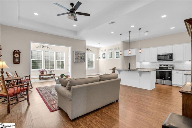19 Moray Place, Simpsonville, SC 29681