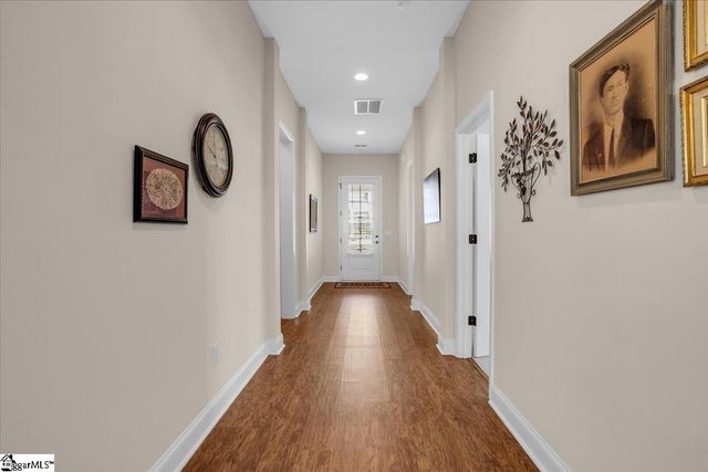 19 Moray Place, Simpsonville, SC 29681