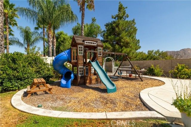 27958 Dawns Pass Drive, Menifee, CA 92585