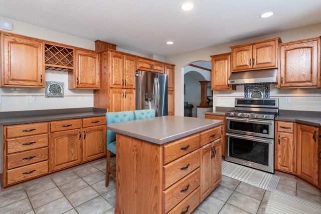 517 18 Avenue E, West Fargo, ND 58078