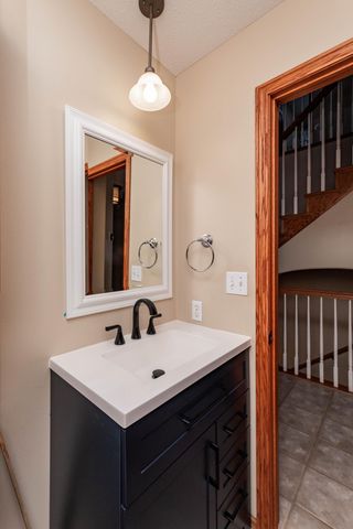 517 18 Avenue E, West Fargo, ND 58078