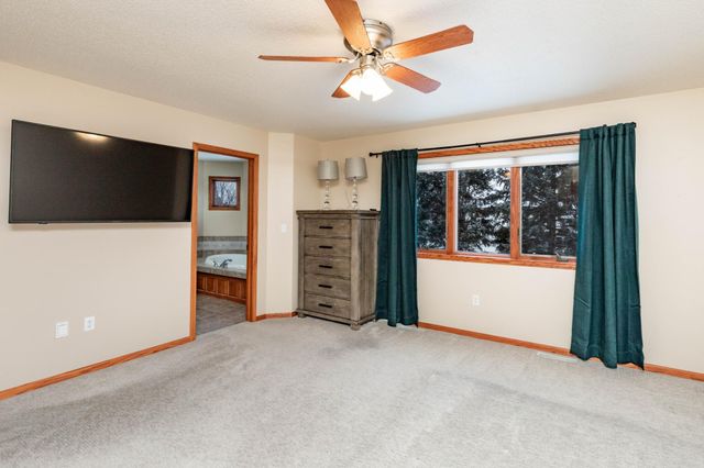 517 18 Avenue E, West Fargo, ND 58078