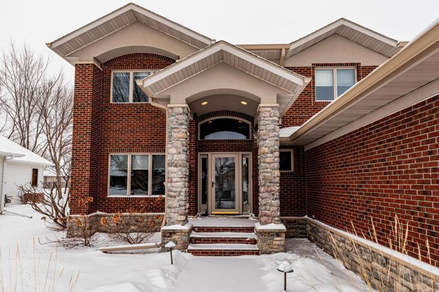 517 18 Avenue E, West Fargo, ND 58078