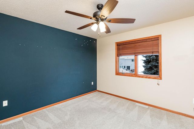 517 18 Avenue E, West Fargo, ND 58078