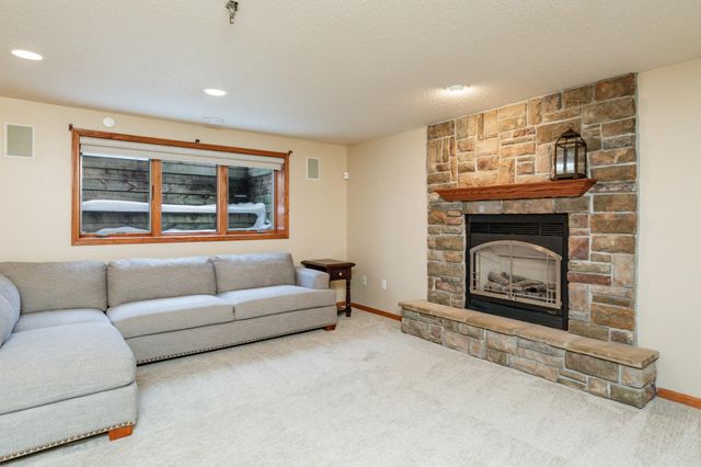 517 18 Avenue E, West Fargo, ND 58078