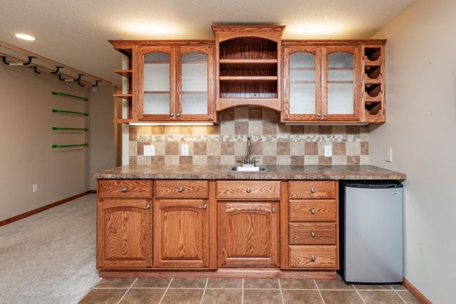 517 18 Avenue E, West Fargo, ND 58078