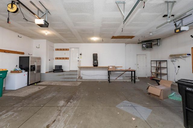 517 18 Avenue E, West Fargo, ND 58078