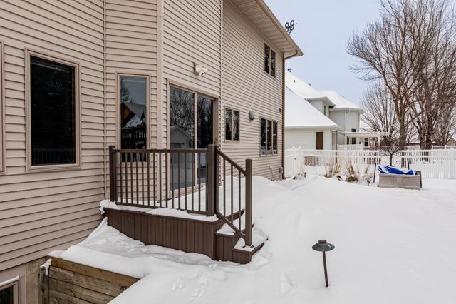 517 18 Avenue E, West Fargo, ND 58078