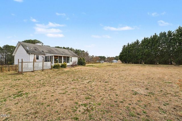 104 Bright Leaf Drive, Clayton, NC 27520