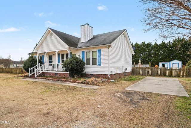 104 Bright Leaf Drive, Clayton, NC 27520