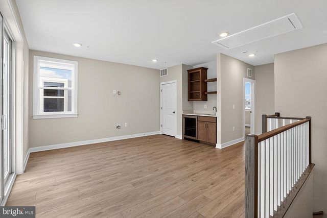 3612 FARR AVE, Fairfax, VA 22030